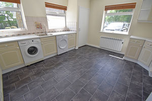 Kitchen/Diner- click for photo gallery